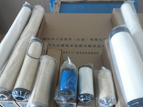 盛達(dá)豐倉庫WALKER壓縮空氣過濾器和SRA壓縮空氣過濾器的濾芯實物照片